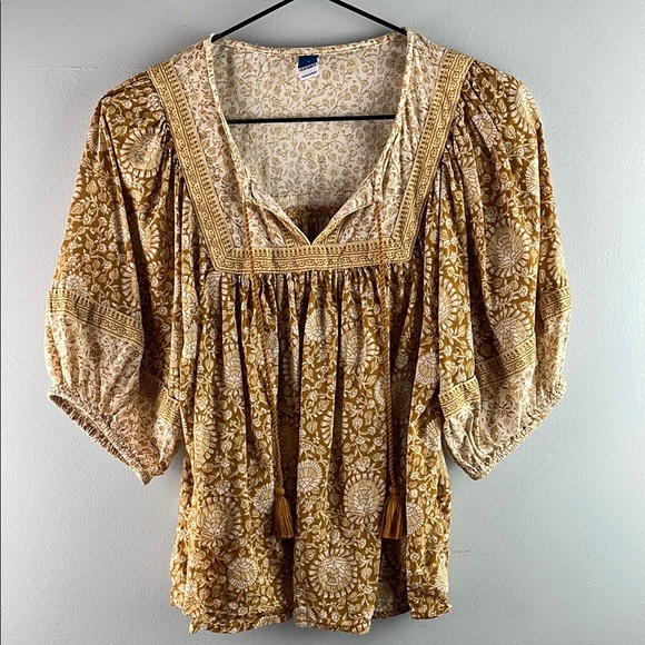Old Navy Bohemian Floral Blouse Size S - Picture 1 of 8